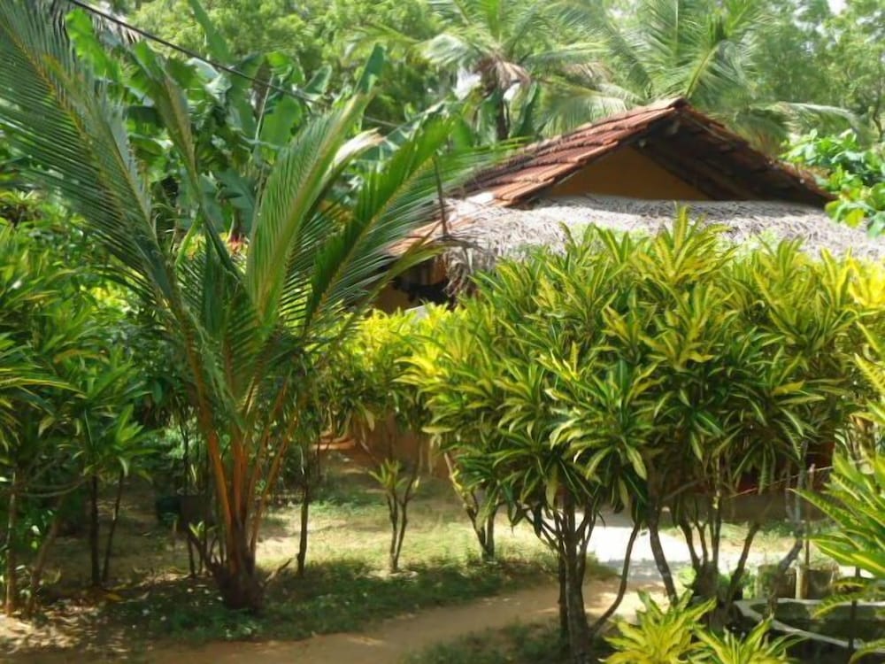 Natural Cabanas