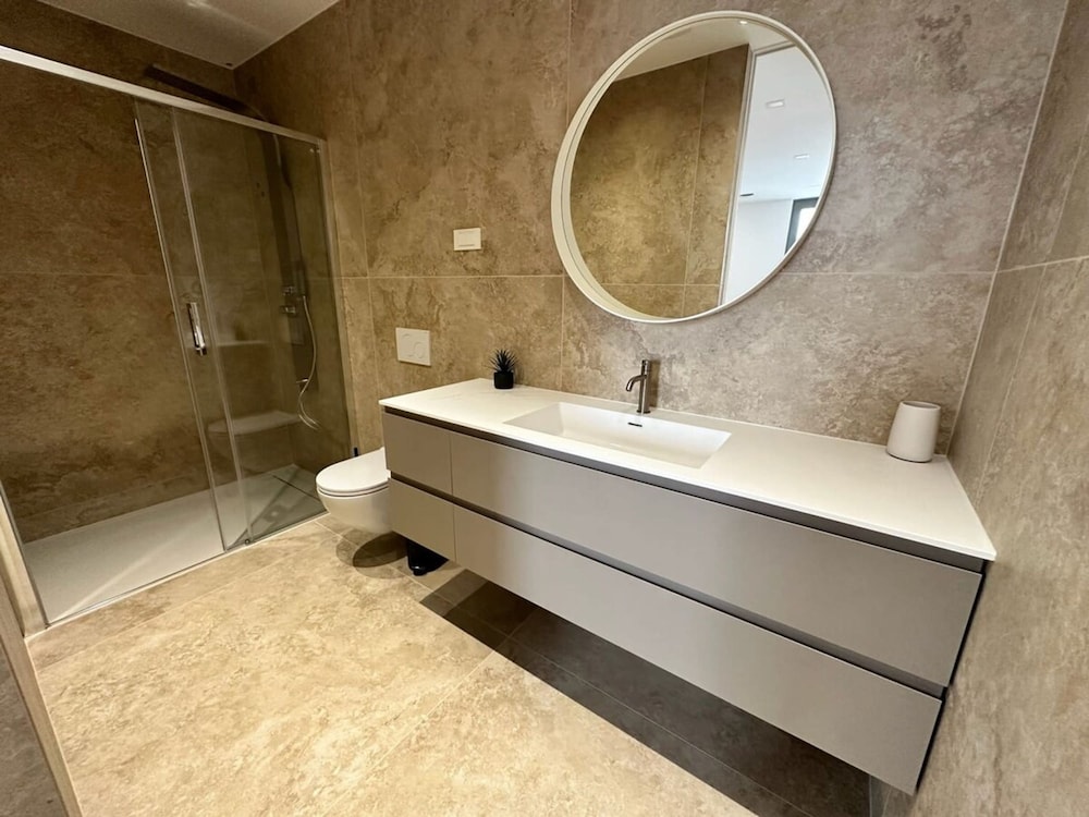 Garden Residence - Premium Alpine View Apartment