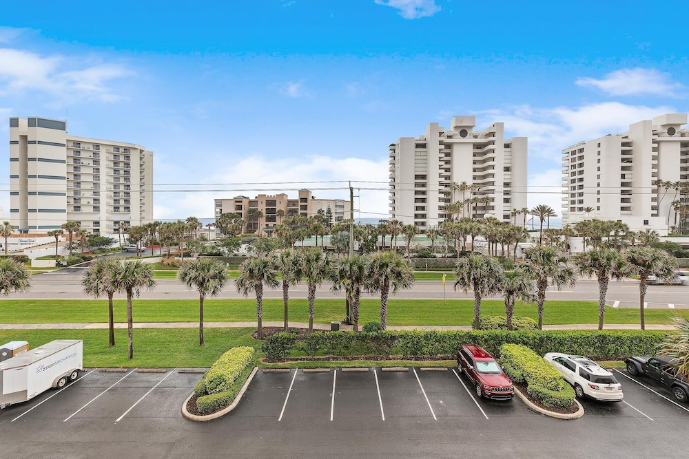 Oceanwalk 12-402