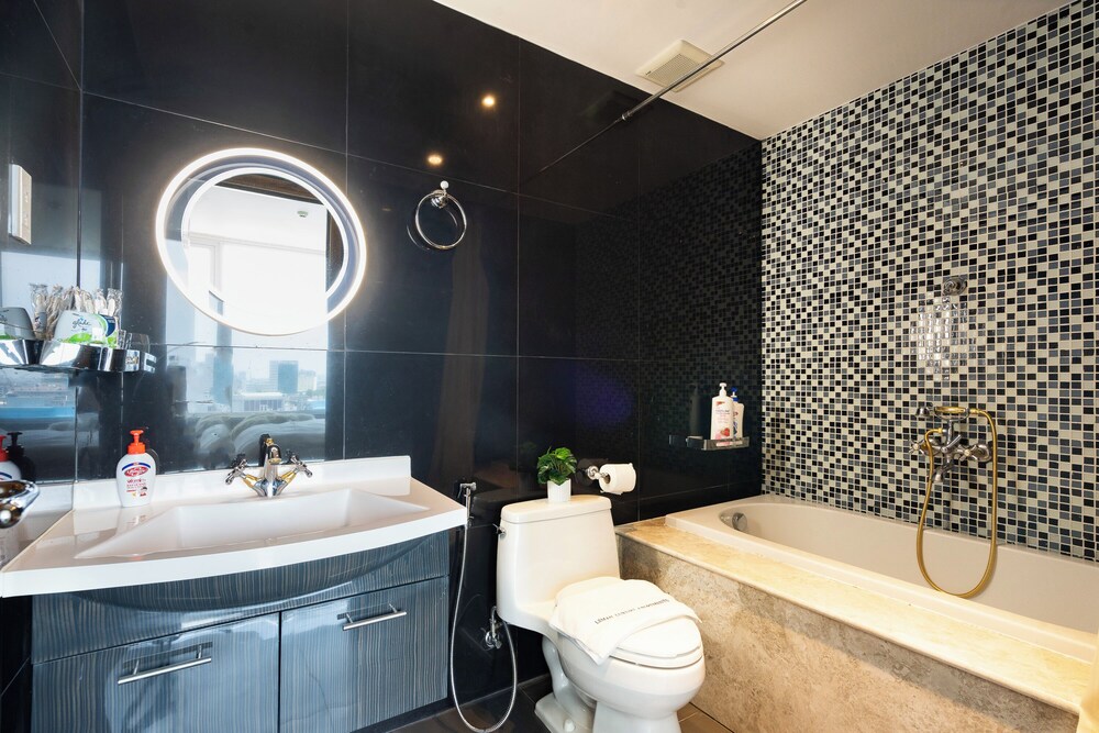 Luxury Condotel Luminous Leman