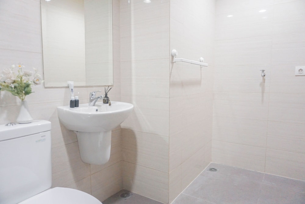 Brand New And Spacious 2Br At Ciputra International Apartment