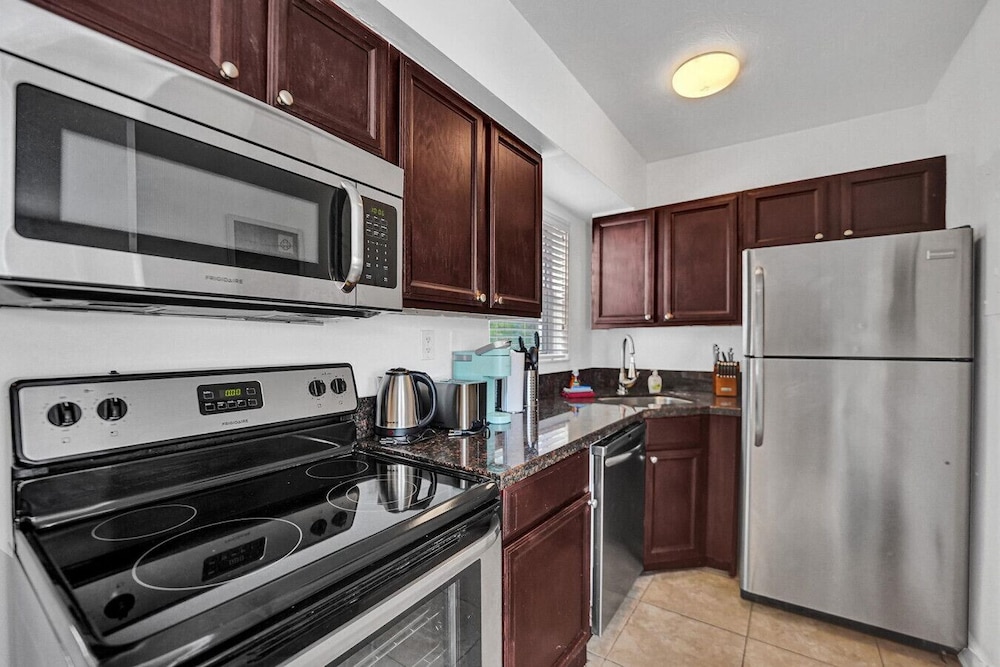 Desoto 2 Bedrooms First Floor