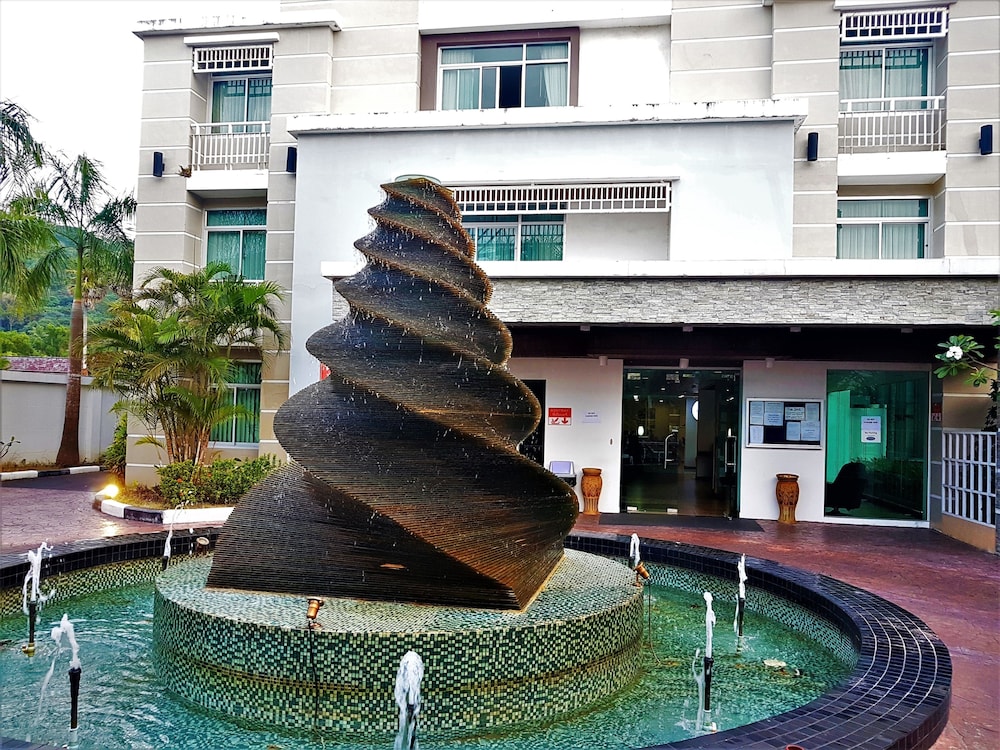 The Art Patong Beach by PHR