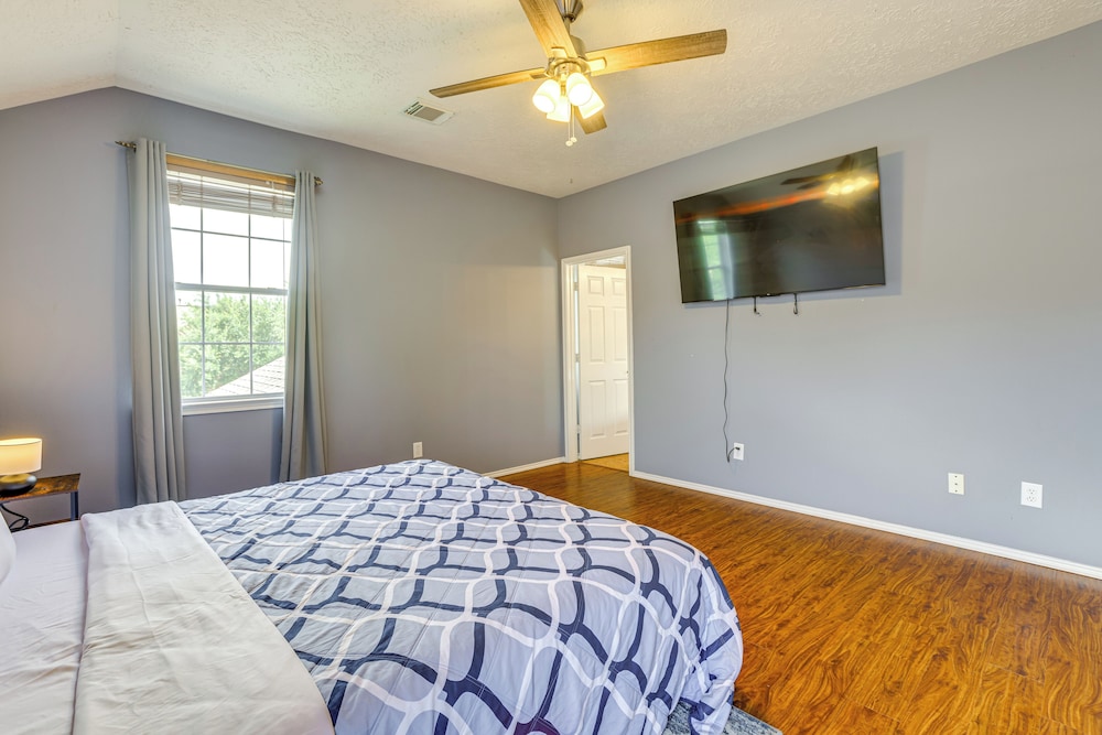Fish & Hike: Pet-friendly Humble Home w/ Yard