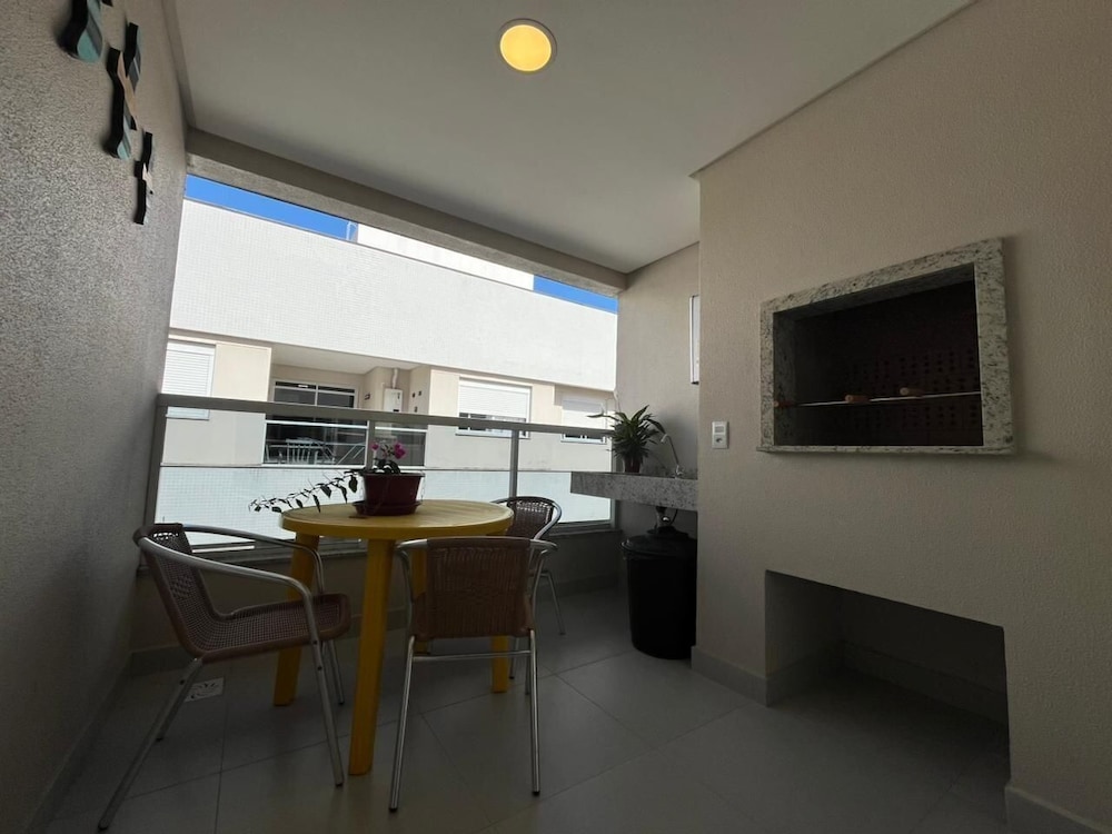 Full Stay in Condo With Pool Just 600 Meters From the Beach - Ccis