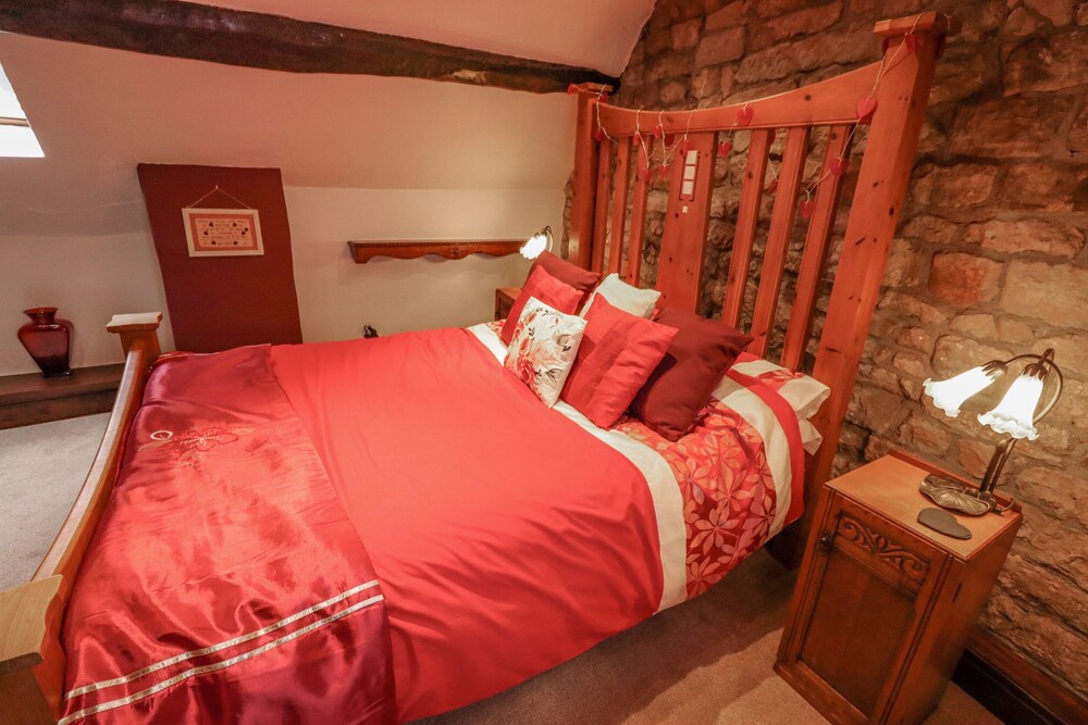 Cholmley Cottage