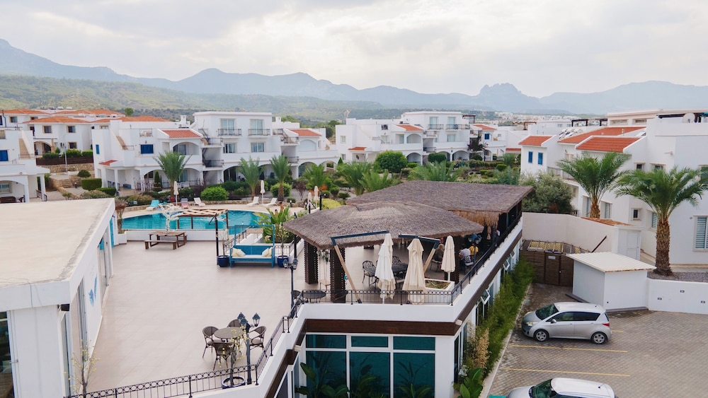 Modern Studio Apartment With Lovely sea View