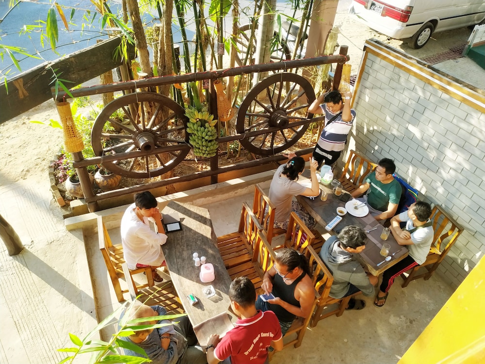 Dream House Guest House & Restaurant