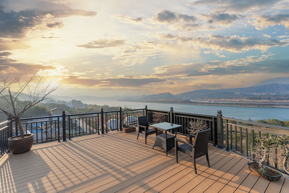 Shiyunjian Homestay