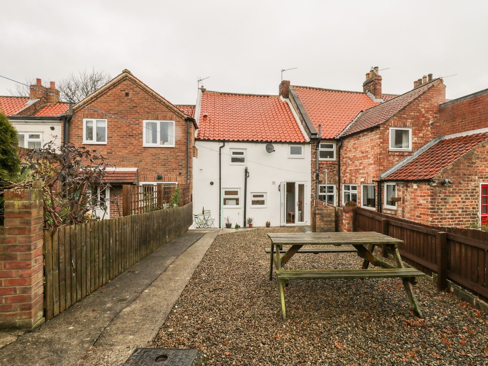 Barnaby Cottage