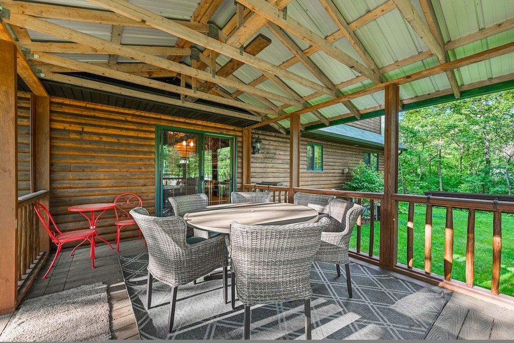 Wazeecha Lodge in Wisconsin Rapids