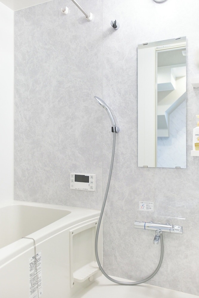 The under suite residence Ikebukuro by Tranova