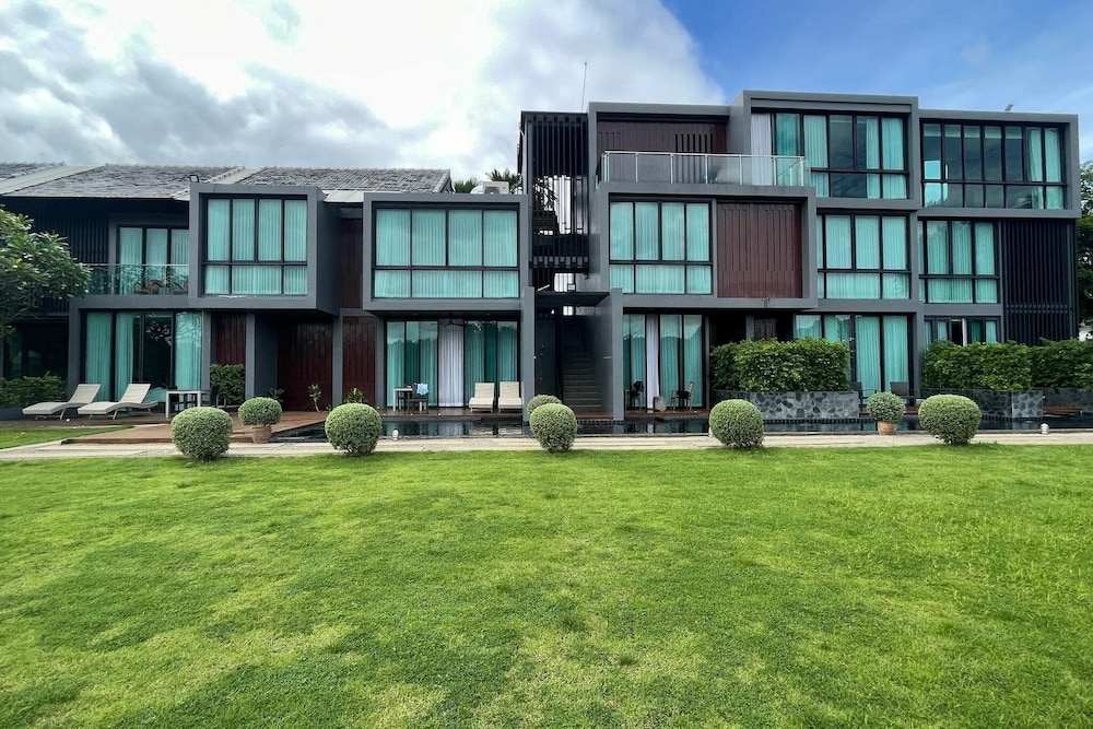 Zensala Riverpark Resort