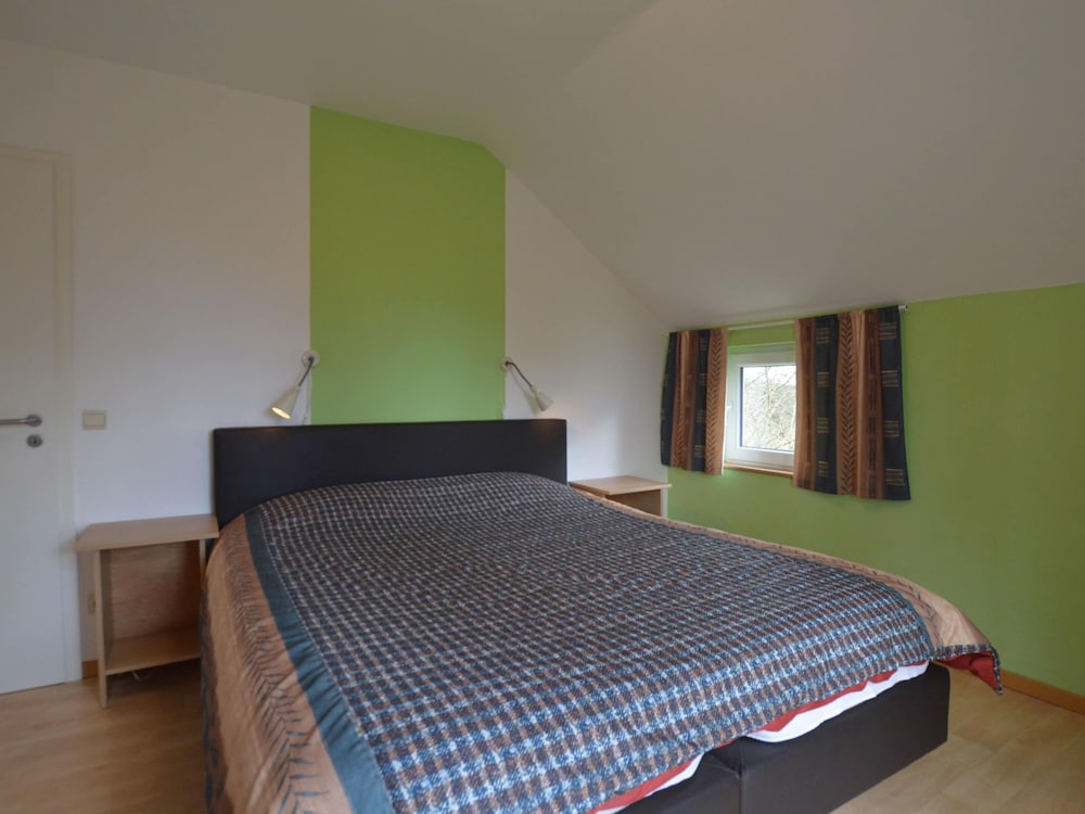 Holiday Home in Robertville Near Lake & Sauna view 4