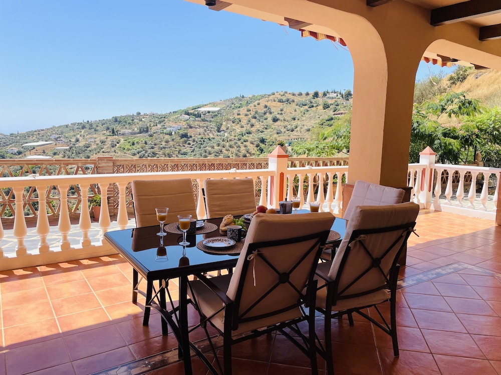 Villa Arco Iris by At Home Costa del Sol