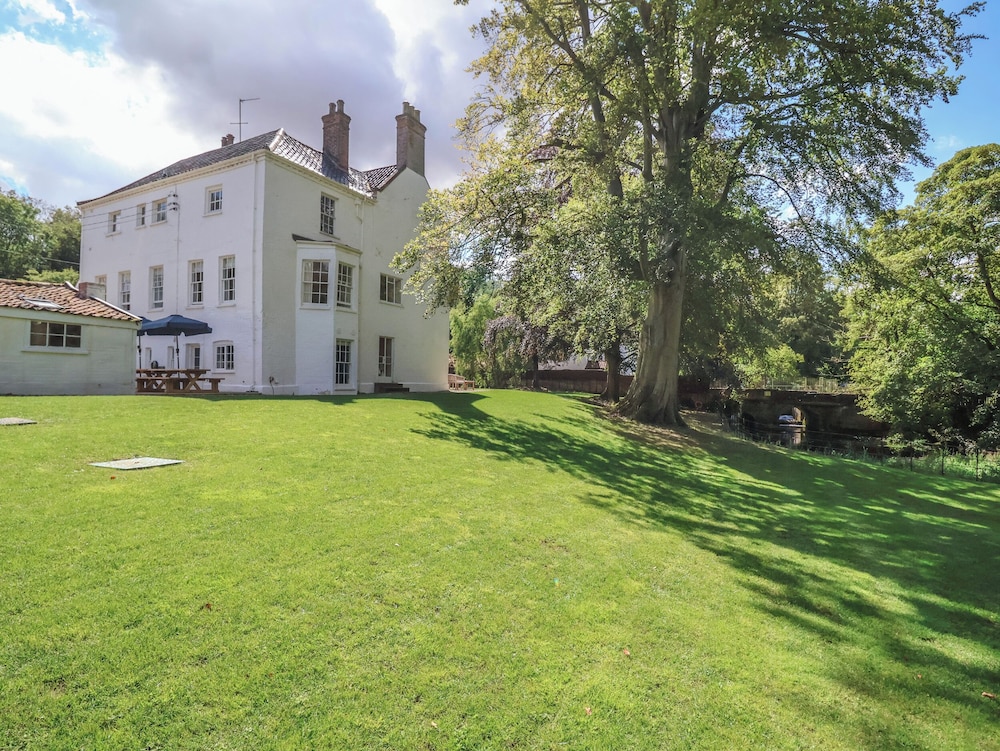 Syleham House