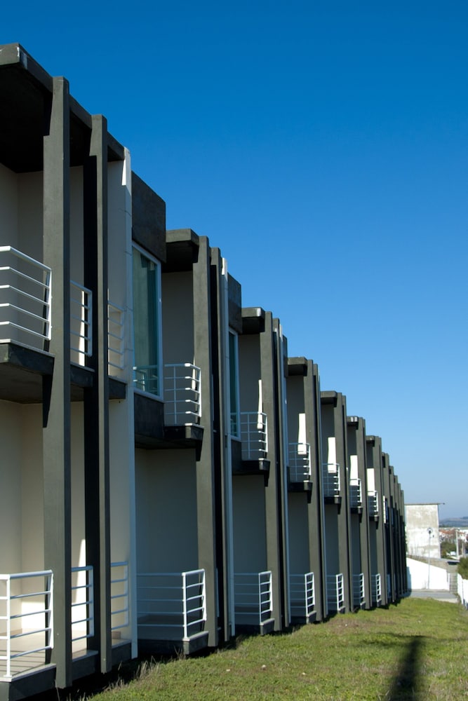 Hotel Pombeira Hotel - Image 1