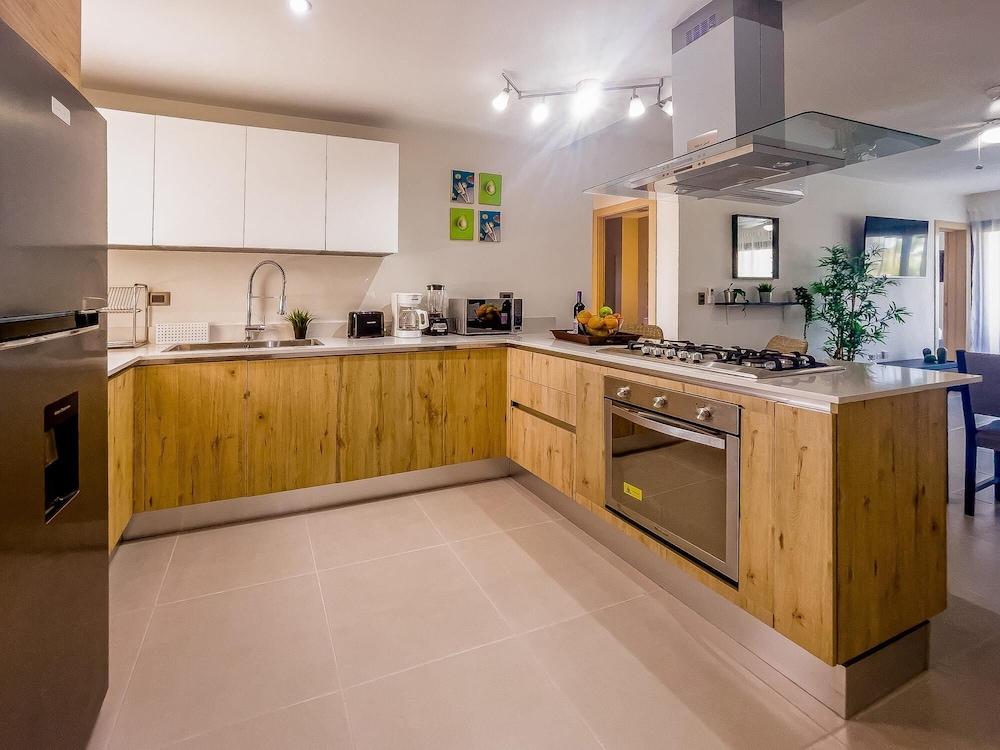 Space and Comfort for Your Beach Vacation