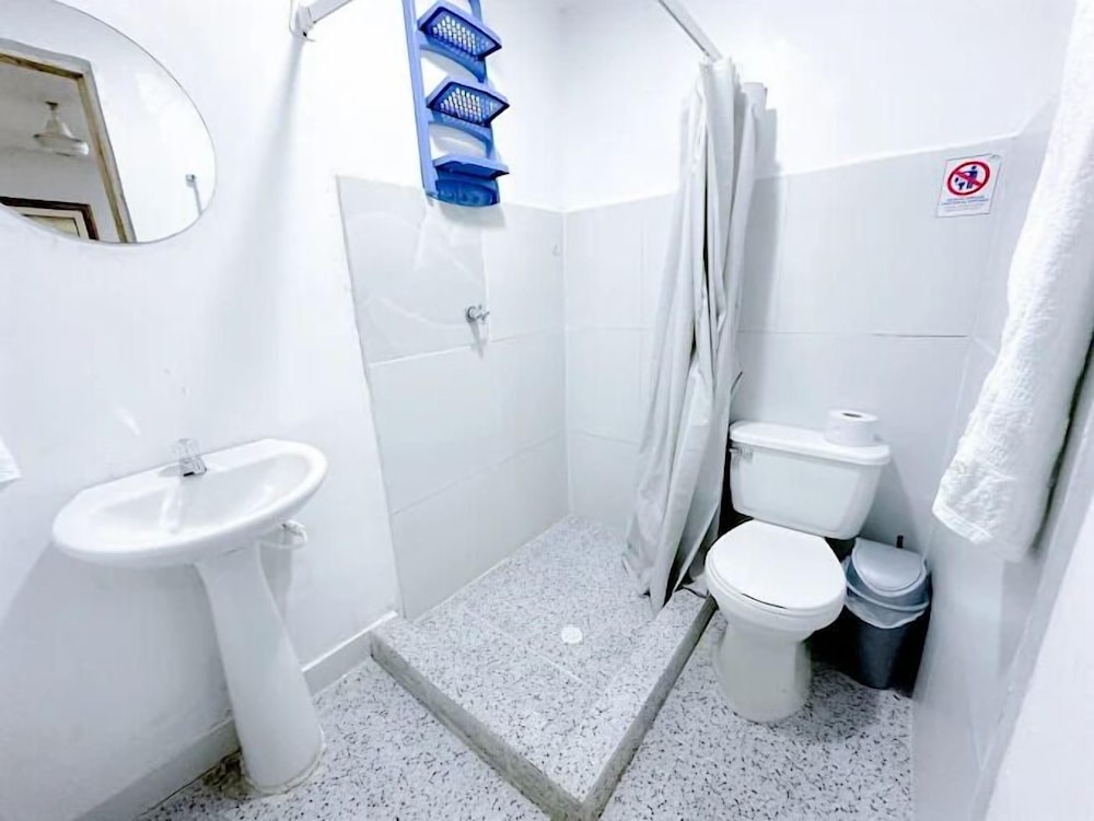 Hotel casa blanca crespo