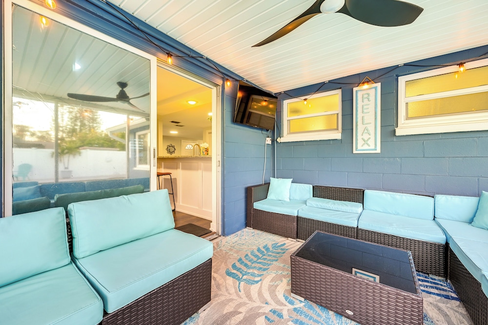 Holiday Oasis w/ Heated Pool: Near Gulf Beaches!