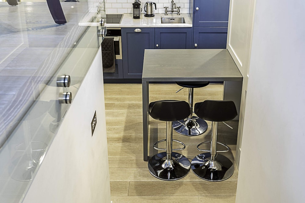 Gorgeous Airconditioned Marylebone Studio