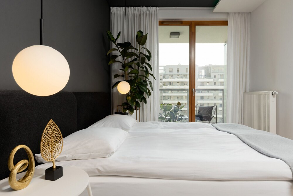 Kasprzaka 31A by Renters Prestige view 5