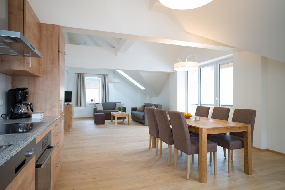 Lake View Suites Villa Julia - Penthouse Suite