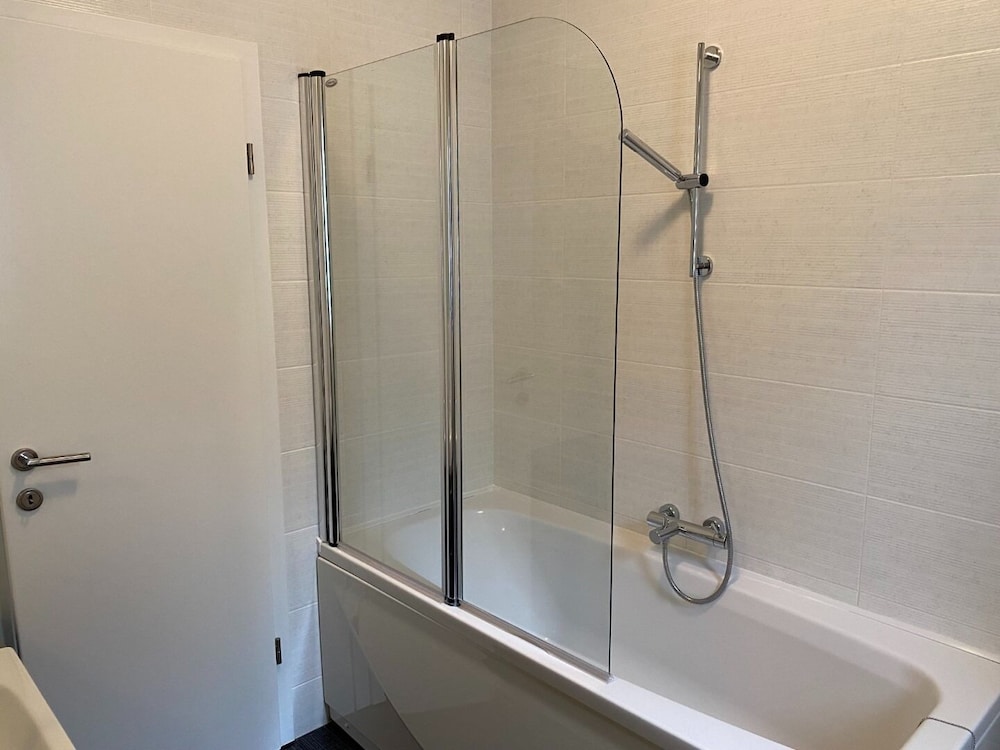 Irena - Apartment With Pool - A1 en Rab — bathroom