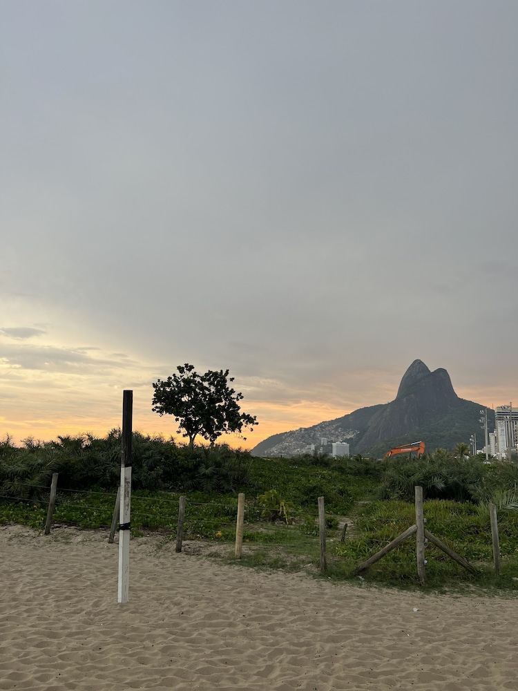 Ipanema - Leblon apt - great location