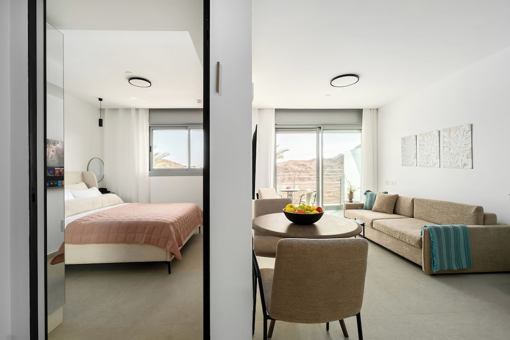 Red Canyon Peaceful Stay by Sea N' Rent