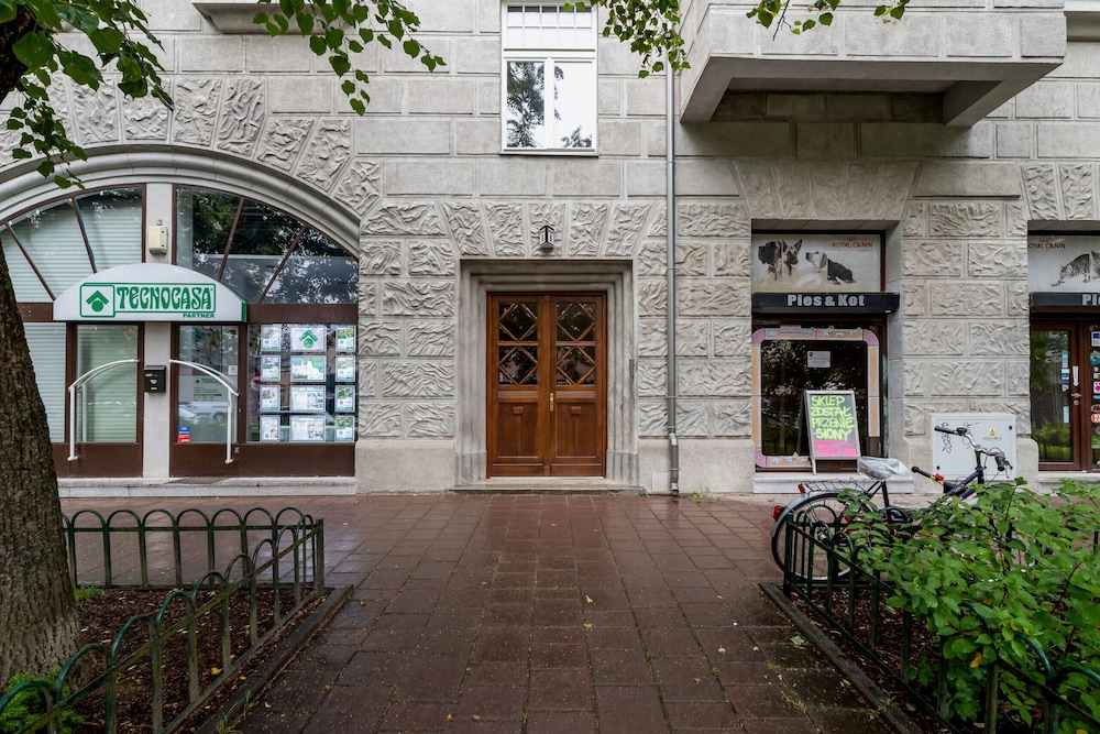 Studio Rynek Dębnicki by Renters view 2