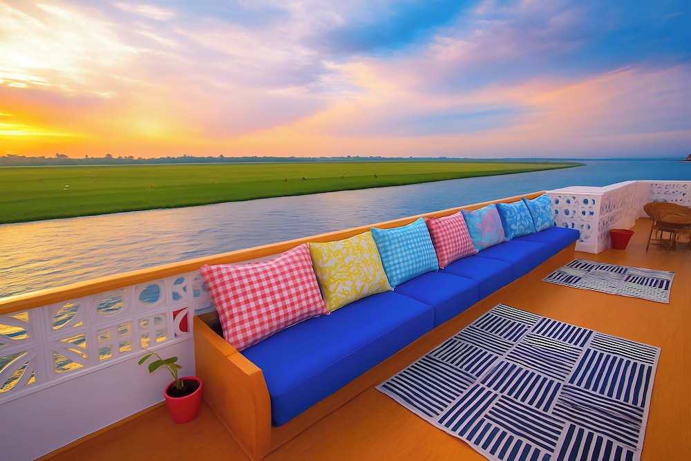 Dahabiya Nile Cruise every Friday from Aswan 3 nights and every Monday from Luxor 4 nights