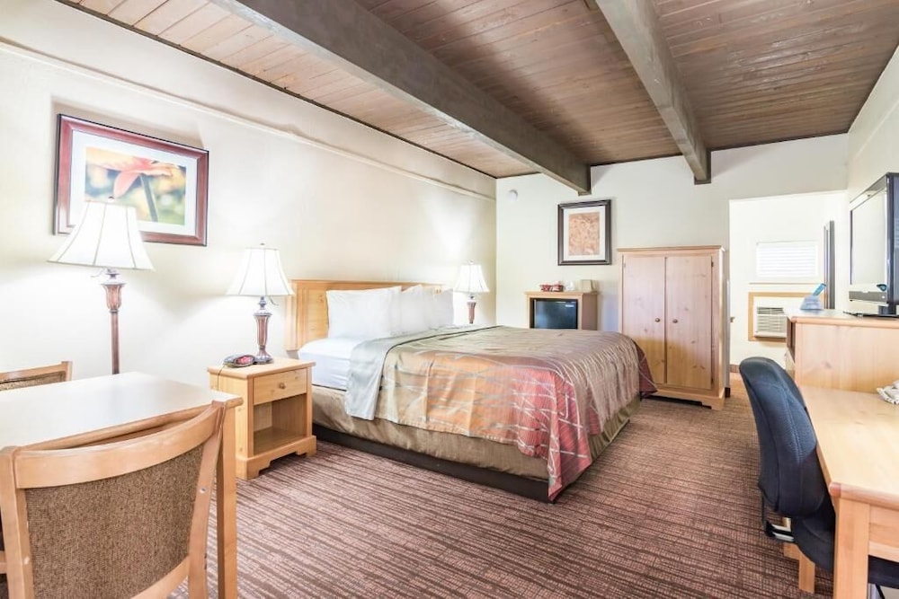 Teton West Motel