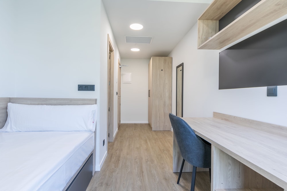 Getafe Vacations - Micampus Getafe II - Property Image 2