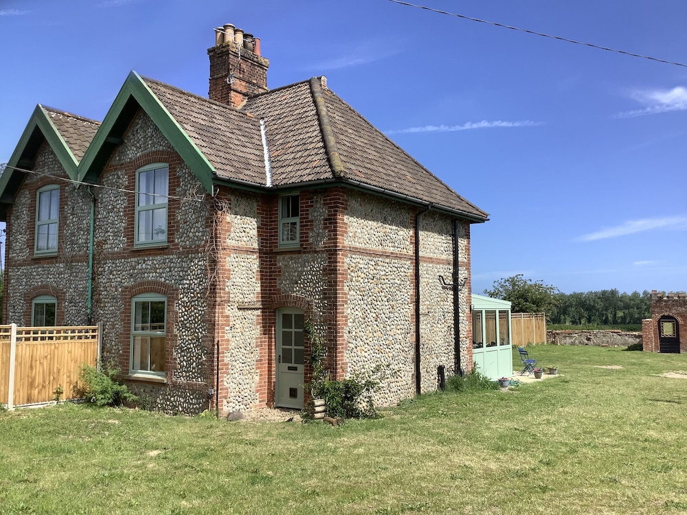Owl Cottage