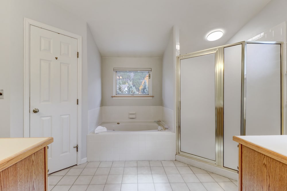 Legends 11 5 Bedroom Townhouse