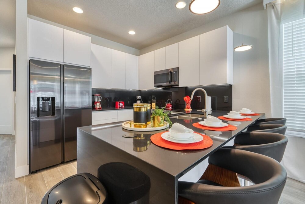 Elegant Home With Private Pool Near Disney view 4
