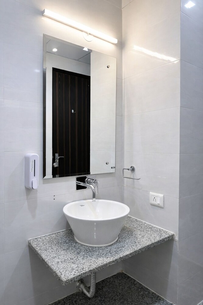 Axon Corporate Stays Sector 52 Gurgaon