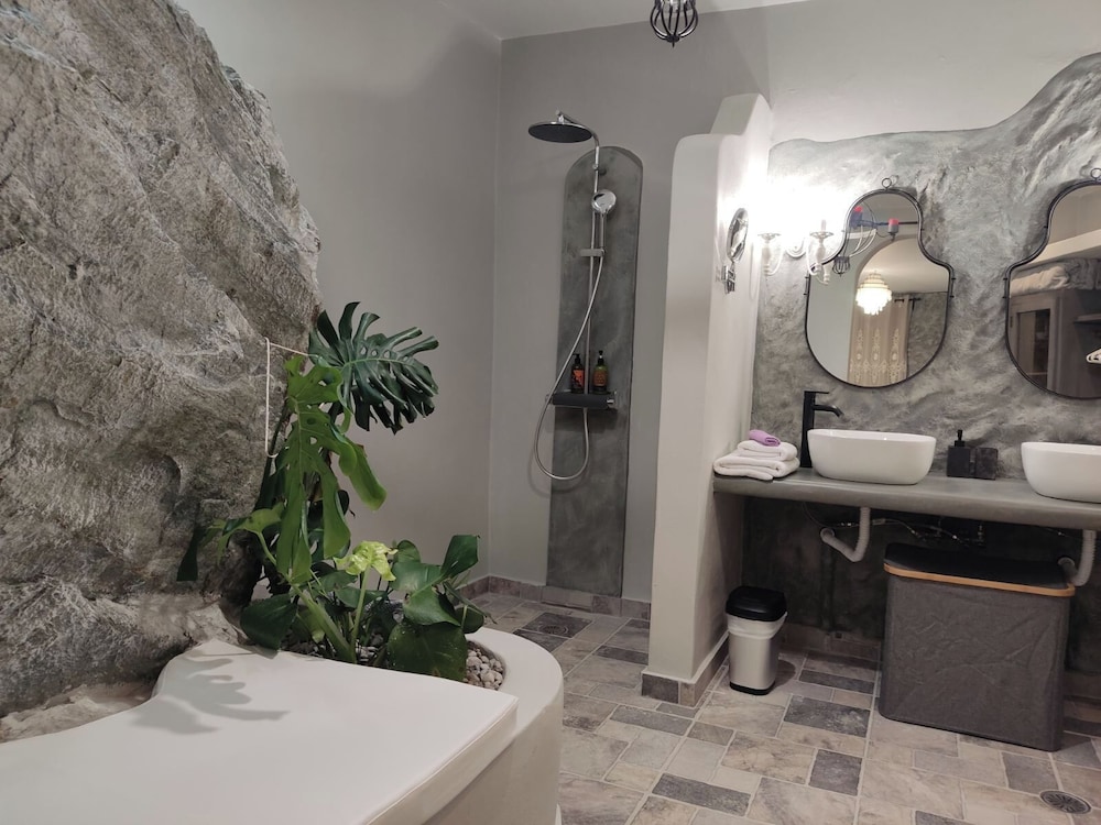 Aegean Castle Andros - Adults Only
