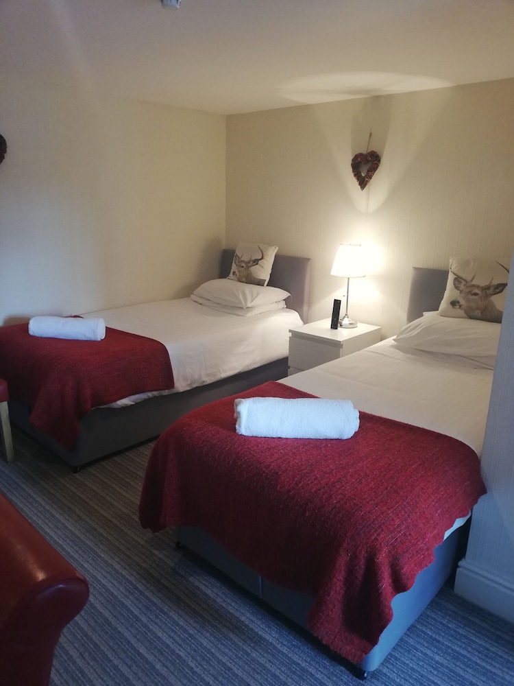 Newton House Hotel