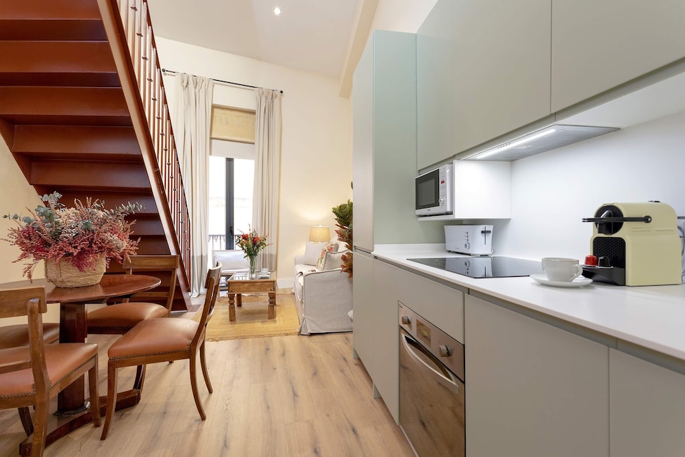 Genteel Home Rodrigo Caro