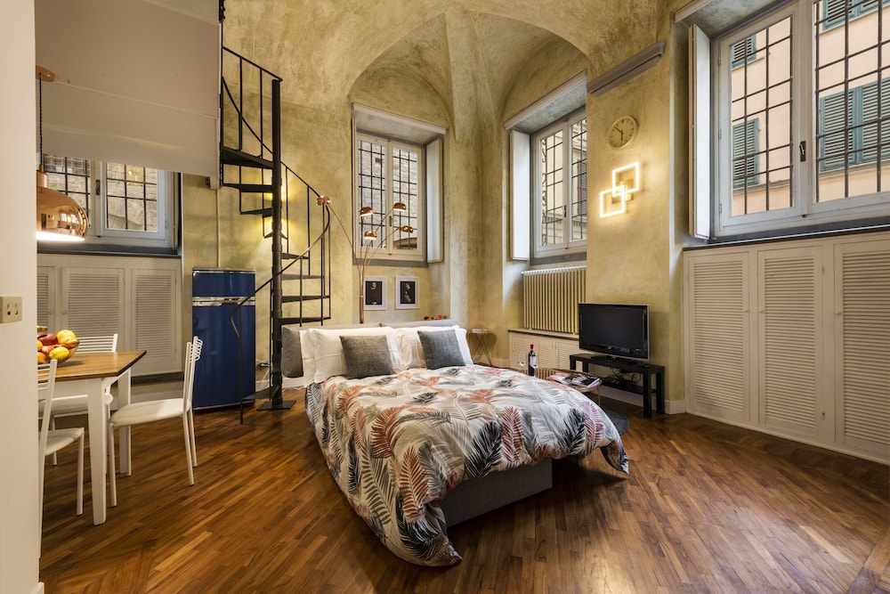 Cool Loft Deluxe by Dante House, Top Location photo 2