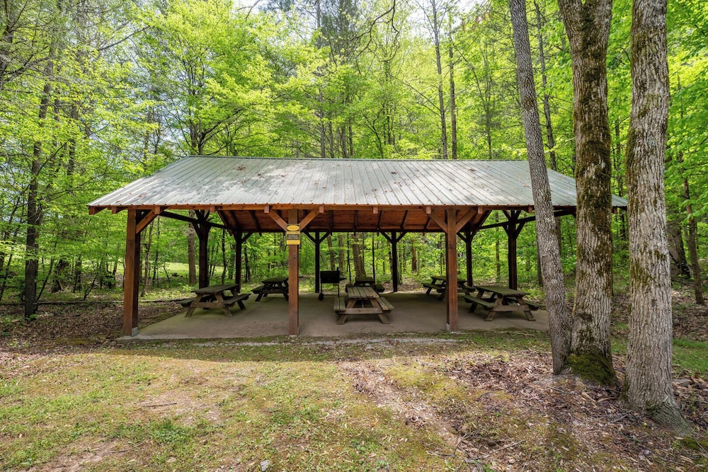Smoky Bear Cabin