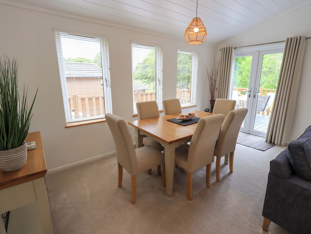 Hollytree Lodge