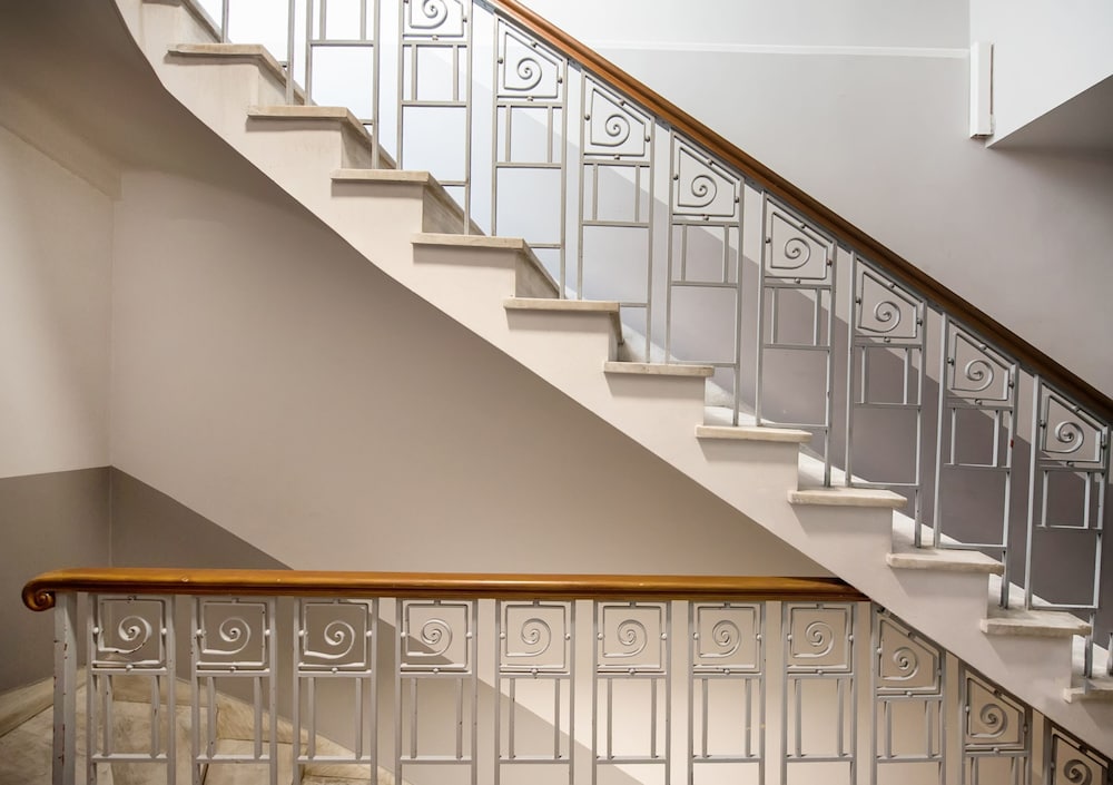 MONK Monastiraki Suites