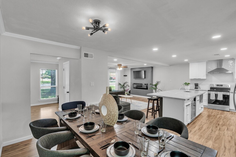 Stylish Flower Mound Home With Private Pool 5 Bedroom Home
