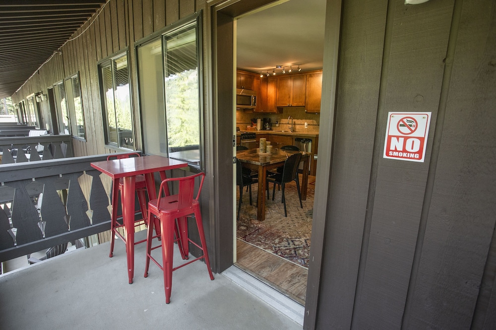 Crystal Chalets Condominiums at Crystal Mountain Ski Resort