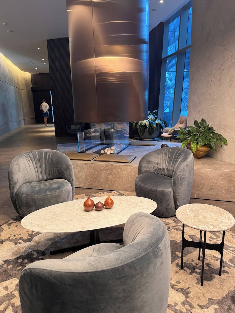 Luxury 2-bedroom Apartment in the Heart of Melbourne
