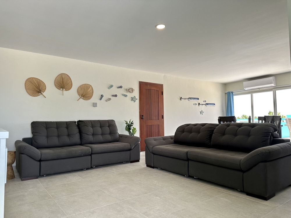 MERAKII SEAVIEW ESCAPE CURACAO
