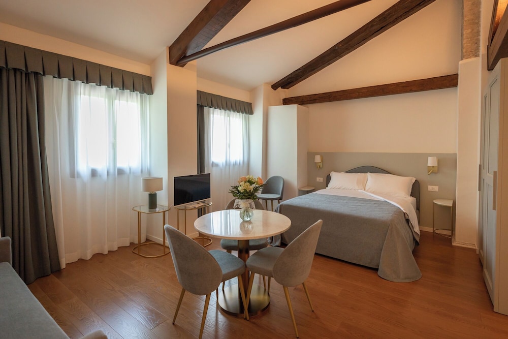 Castello di Porcìa - Residence
